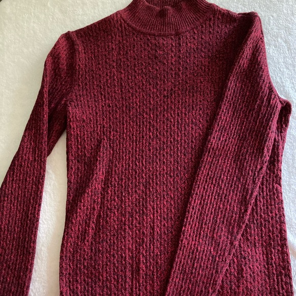 Karen Scott Sweaters - Karen Scott petites long sleeved ribbed crew neck 100% cotton women’s sweater